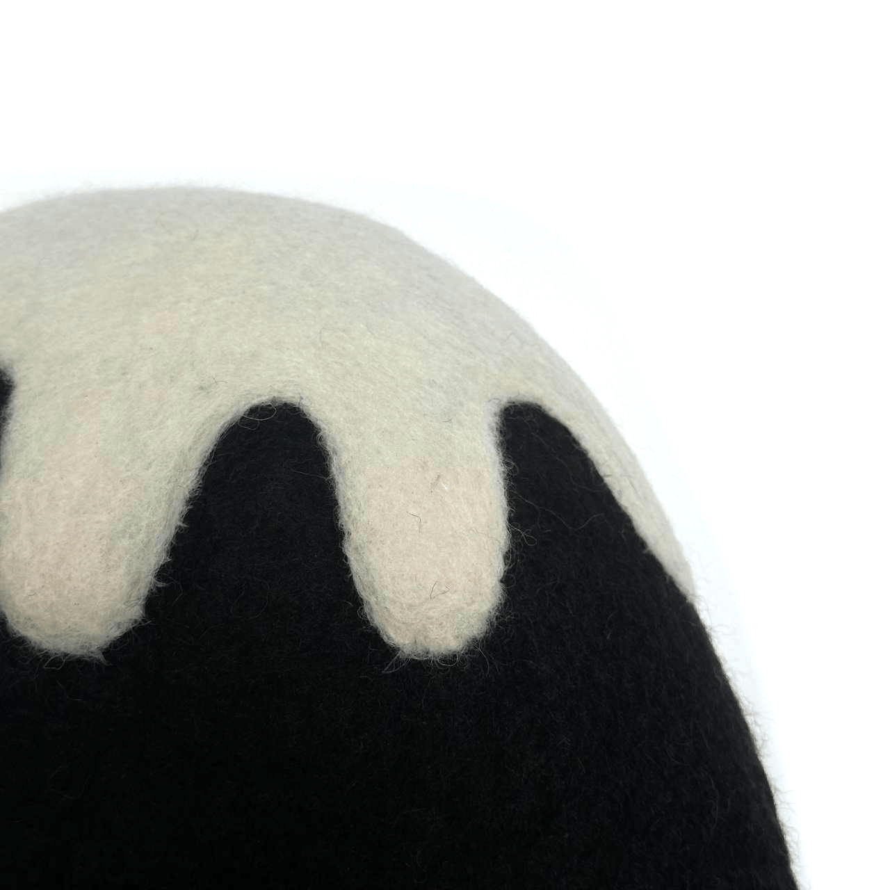 Protective wool sauna hat for steam and heat